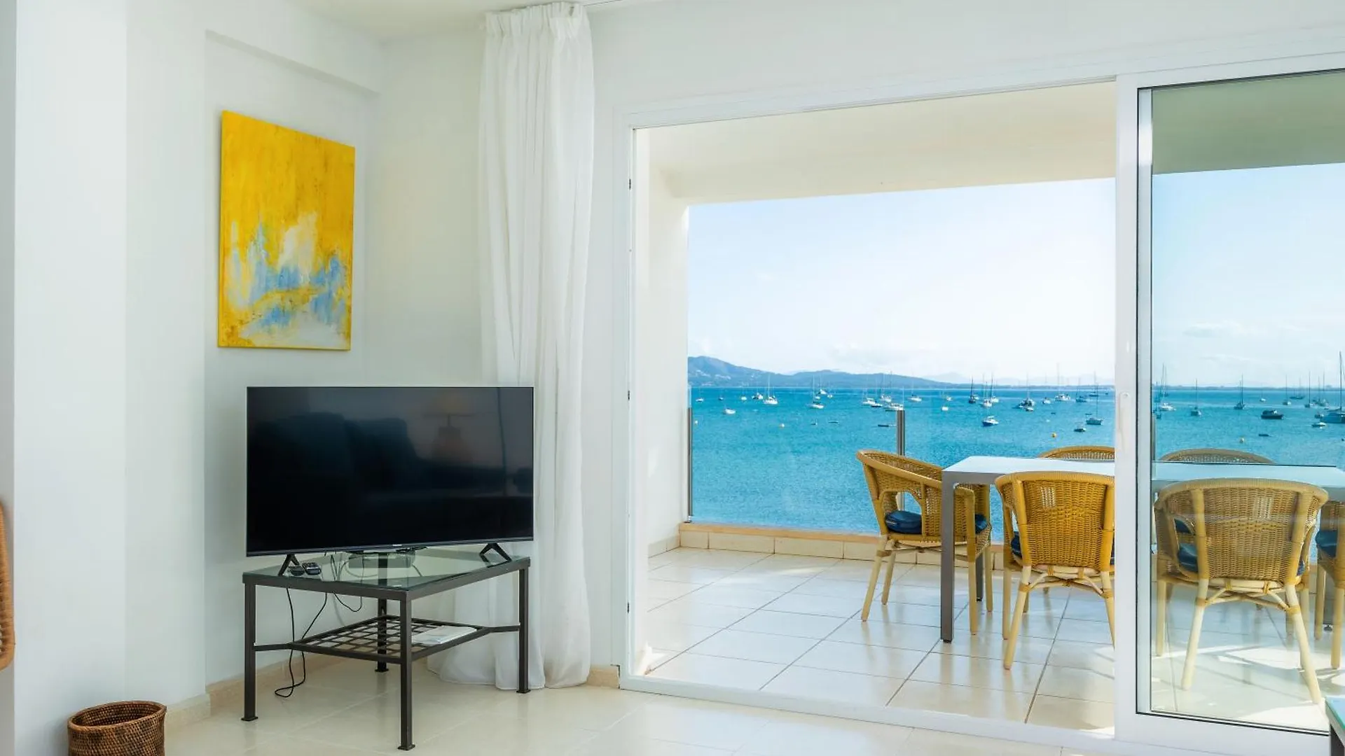 Catalina 3B Apartment Port de Pollenca Spain